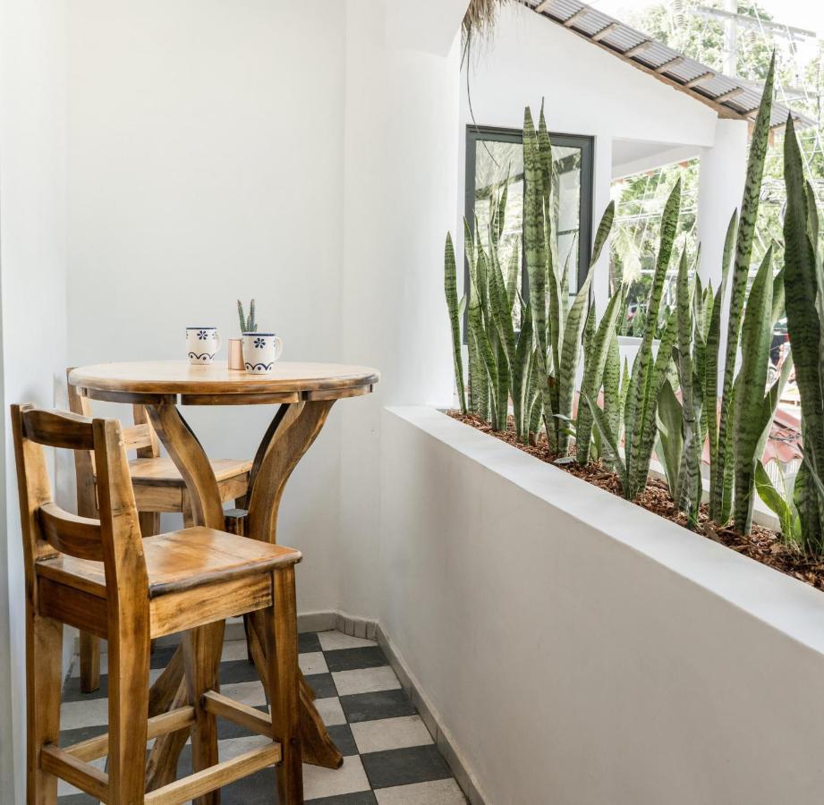 Plaza Royal Apartments Playa Santa Teresa  Exterior photo